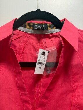 NWT Express Fuchsia Button-Up Blouse Size M